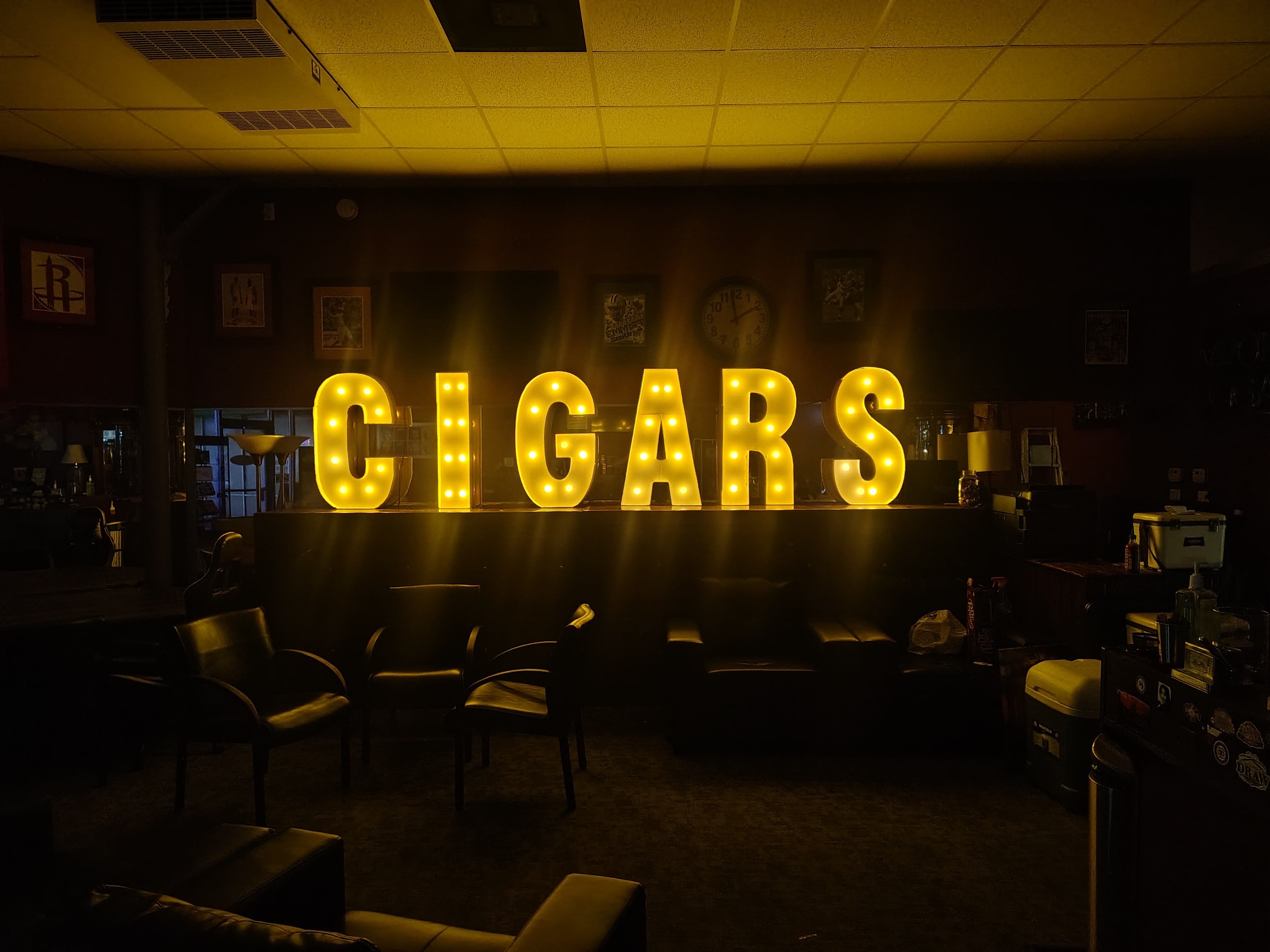 Carlos Cabeza Cigar Lounge