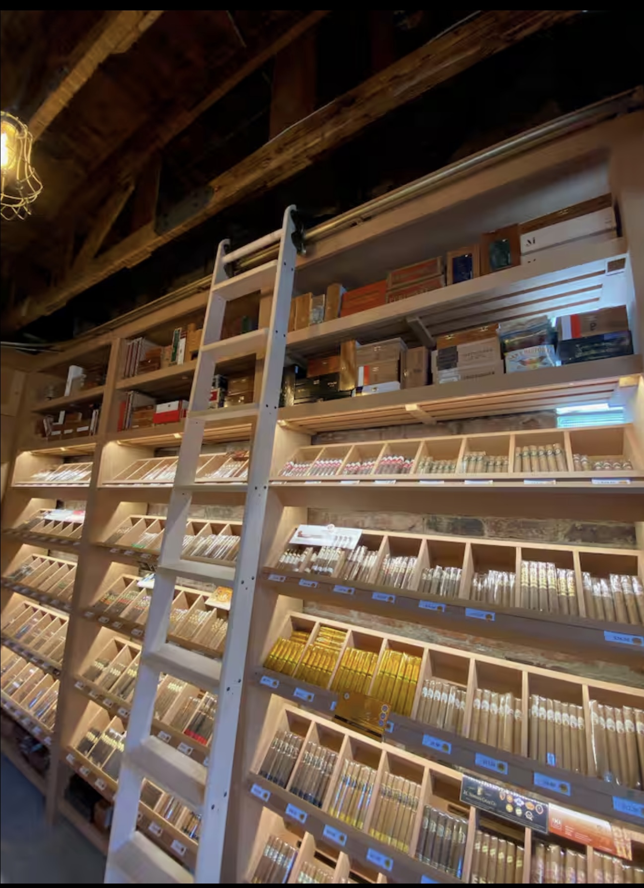 Hutch Humidor